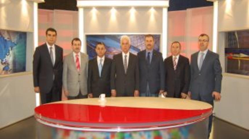 KKTC Cumhurbaşkanı Eroğlu, D&uuml;nya TV&rsquo;yi ziyaret etti