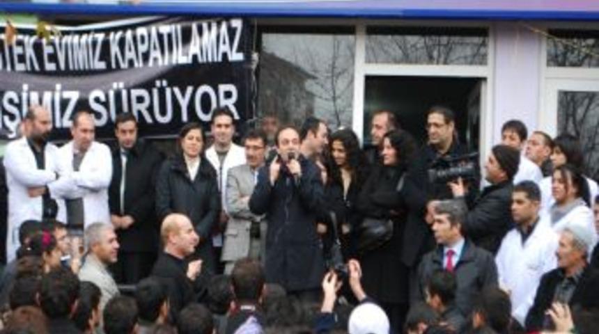 Baydemir, Orhan Doğan Destek Evi&rsquo;ni &ouml;ğrencilerini ziyaret etti