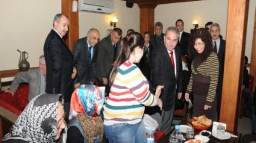 İlkadım Belediye Başkanı Demirtaş: Engellilere g&ouml;nl&uuml;m&uuml;z&uuml; a&ccedil;tık