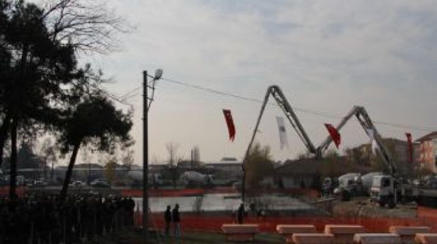 5 bin kişilik Rasim Paşa Camii'nin temeli t&ouml;renle atıldı