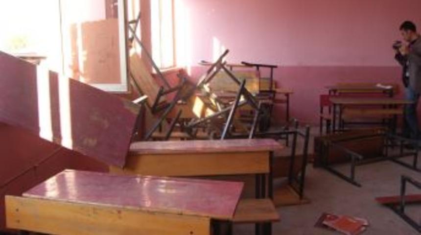 Silopi Lisesi'nde başlayan aşiret kavgası il&ccedil;e merkezine sı&ccedil;radı