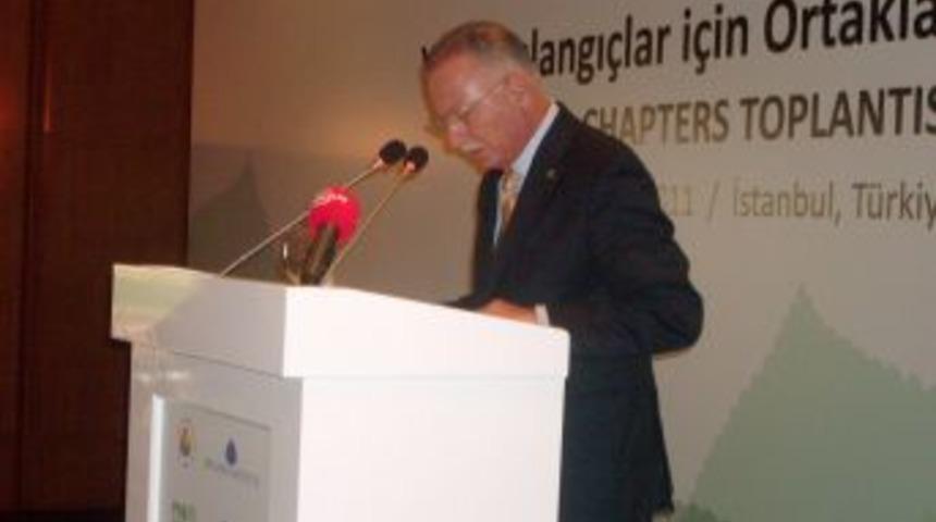 İİT Genel Sekreteri İhsanoğlu: &Uuml;ye &uuml;lkeler arasında ticaret y&uuml;zde 17 arttı