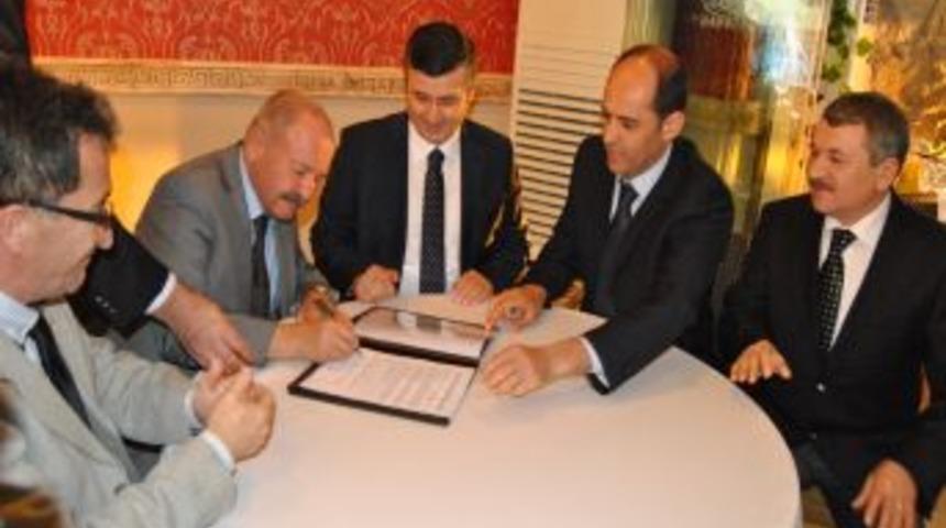 Vali Arslan: Edremit, hayır hasenatta il geneline ilk sırada