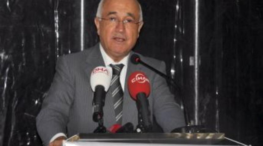 TBMM Başkanı Cemil &Ccedil;i&ccedil;ek