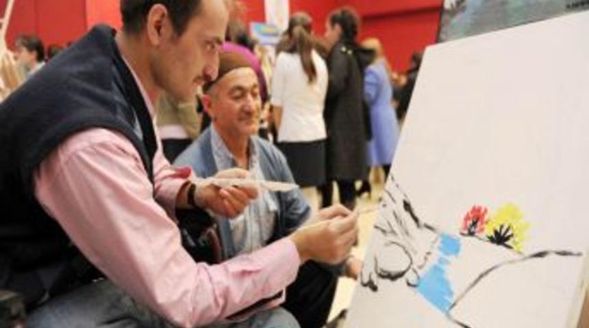 Sancaktepe'de fırçalar engelleri aştı