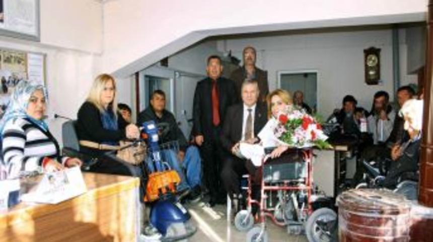 "Engelli aracının ak&uuml; parasını devlet karşılasın"