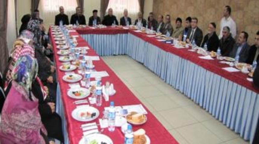 Emniyet M&uuml;d&uuml;r&uuml; Aşık, şehit aileleri ve gazilerle buluştu