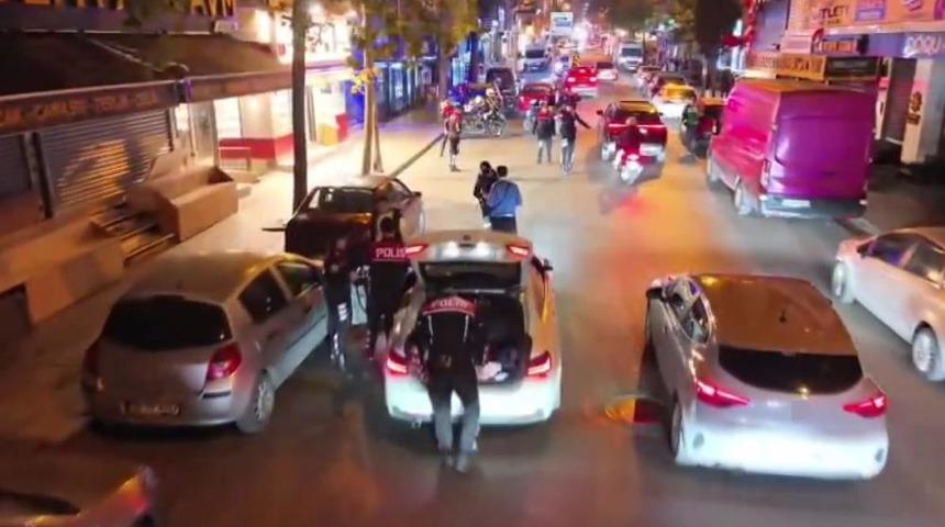 Bağcılar&rsquo;da bir haftada yapılan denetimlerde aranan 131 şahıs yakalandı