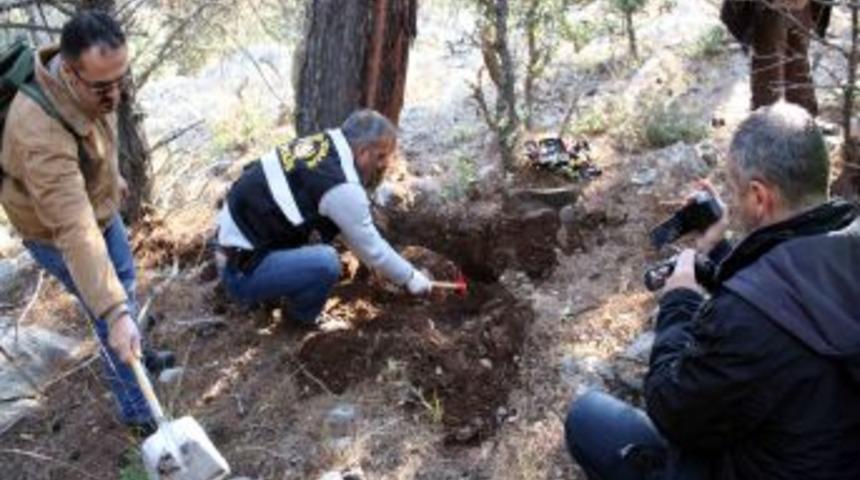 Mersin&rsquo;in dağlık kesiminde ter&ouml;ristlere ait sığınak ele ge&ccedil;irildi