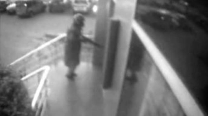 Pompalı t&uuml;fekle banka soyan zanlı yakalandı