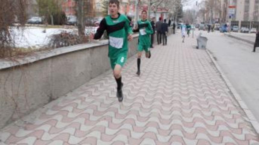 Atat&uuml;rk Koşusu Polatlı&rsquo;da yapıldı