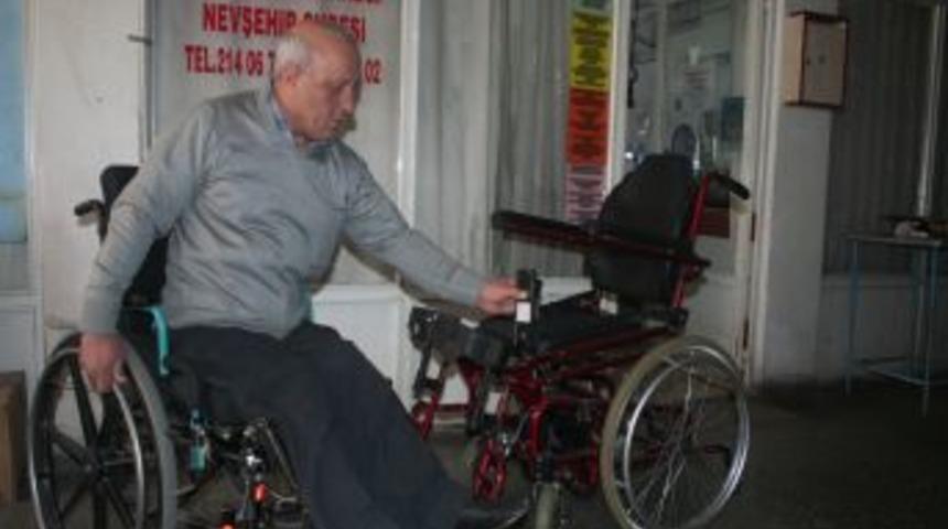 Altıntaş: Toplumsal alanlardaki engeller kaldırılsın