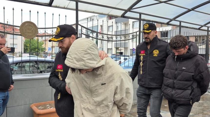 Eskişehir&rsquo;de silahlı kavga: 2 yaralı, 2 tutuklama