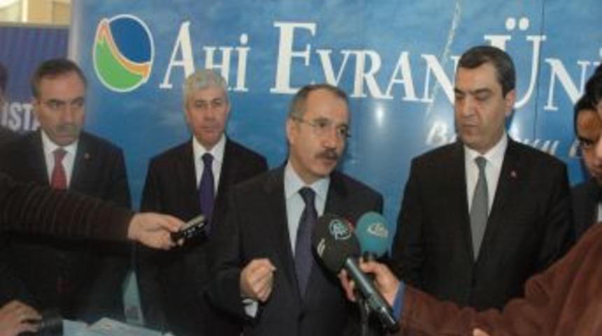 Bakan Din&ccedil;er: Eğitimde &ouml;zel sekt&ouml;r&uuml;n payının artması i&ccedil;in &ccedil;alışıyoruz