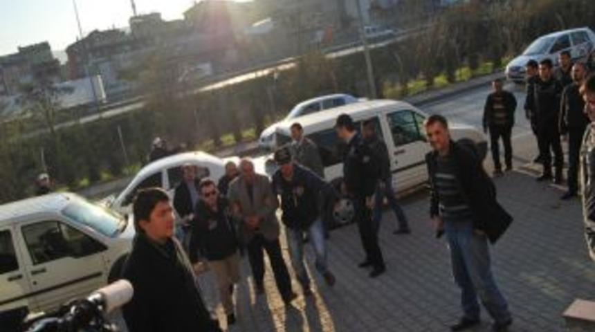 G&uuml;ld&uuml;nya T&ouml;ren&rsquo;in babası adliyede