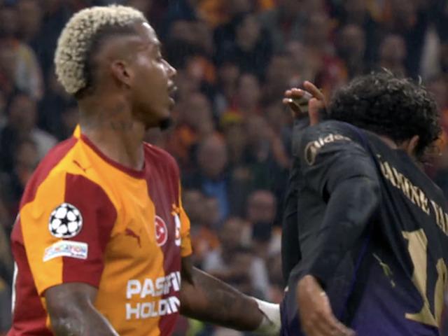 RAMS Park'ta gergin anlar! Lamine Yamal, Lemina'nın eline vurdu!