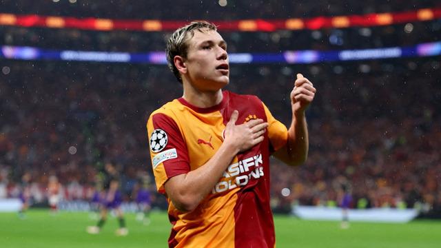 Galatasaray'da Batrakov hayalini kurduğu Barcelona'yı avladı! 