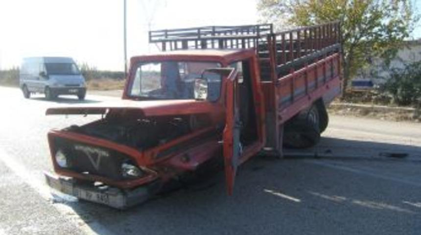 Kozan'da trafik kazası: 5 yaralı