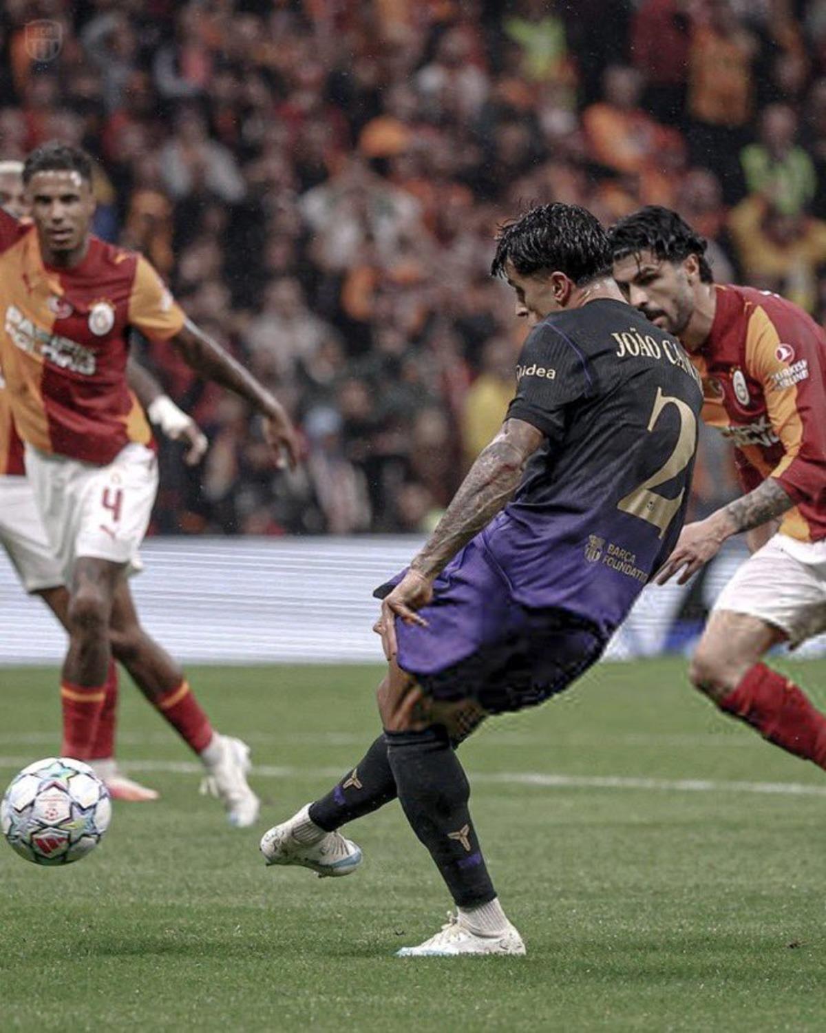 Joao Cancelo Galatasaray tribünlerini ayağa kaldırdı! Sevinci taraftarı çıldırttı 1