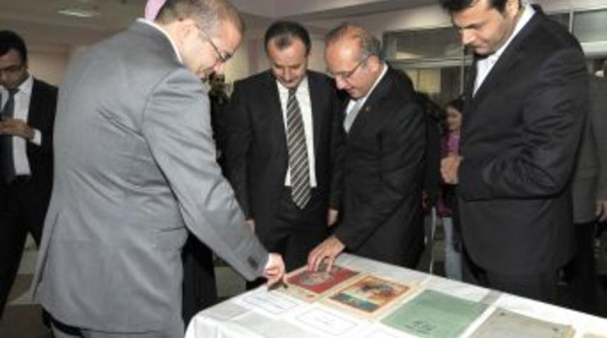 &Ccedil;ocuk dergileri sergisi a&ccedil;ıldı