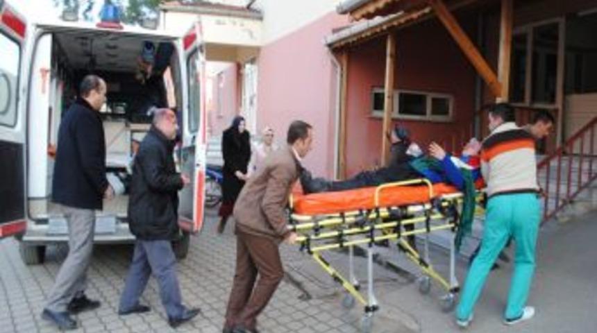 TEM'de otomobil takla attı: 5 yaralı