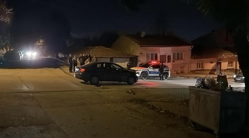 Eskişehir&rsquo;de &ccedil;ıkan silahlı kavgada 1 kişi yaralandı, 2 kişi tutuklandı
