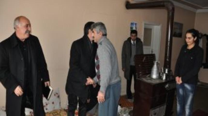 Bulanık Belediyesi, 30 depremzede aileye sahip &ccedil;ıktı