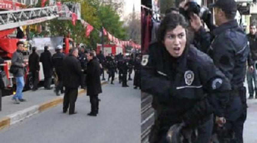 &Ouml;ğrenciler hukuk b&uuml;rosunu bastı