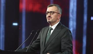 İletişim Başkanı Duran, vefatının 8'inci yılında Ara G&uuml;ler'i andı