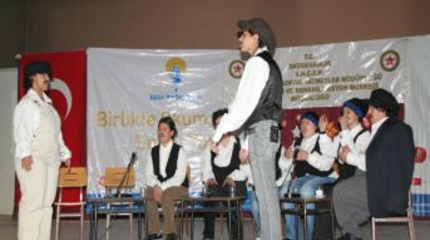 Eğitimle engelleri aşabildiklerini g&ouml;sterdiler