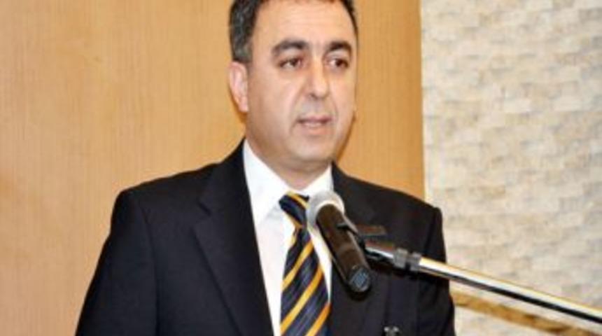 "Evren'e 'su&ccedil;lu ayağa kalk' denmesi dahi demokrasi adına &ouml;nemli bir adım"