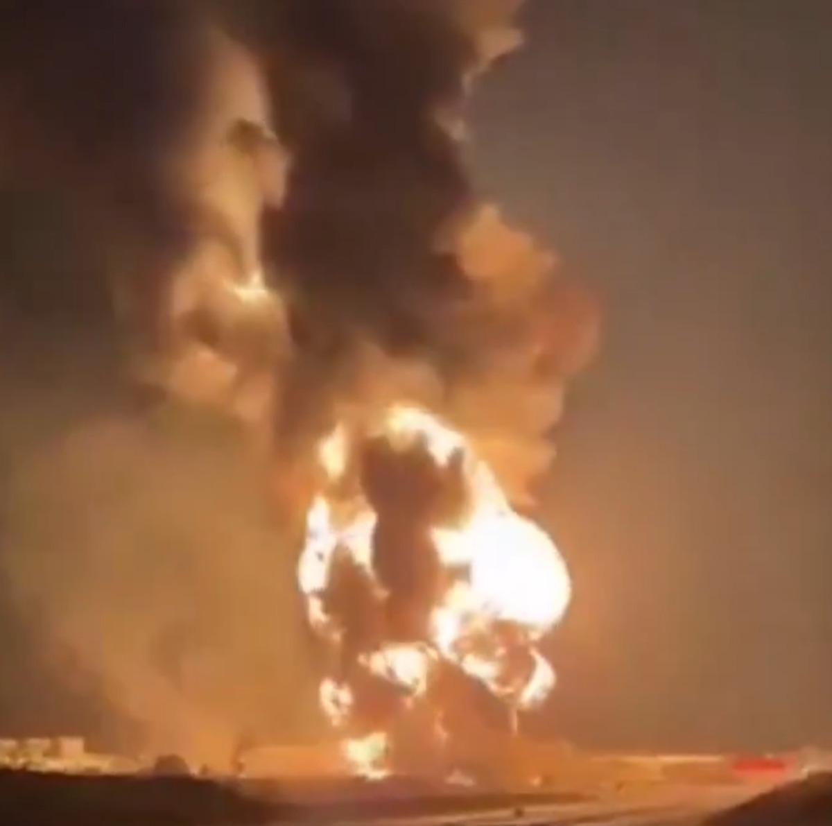 Suudi Arabistan a yeni saldırı! Petrol devi Saudi Aramco yu vurdular 2