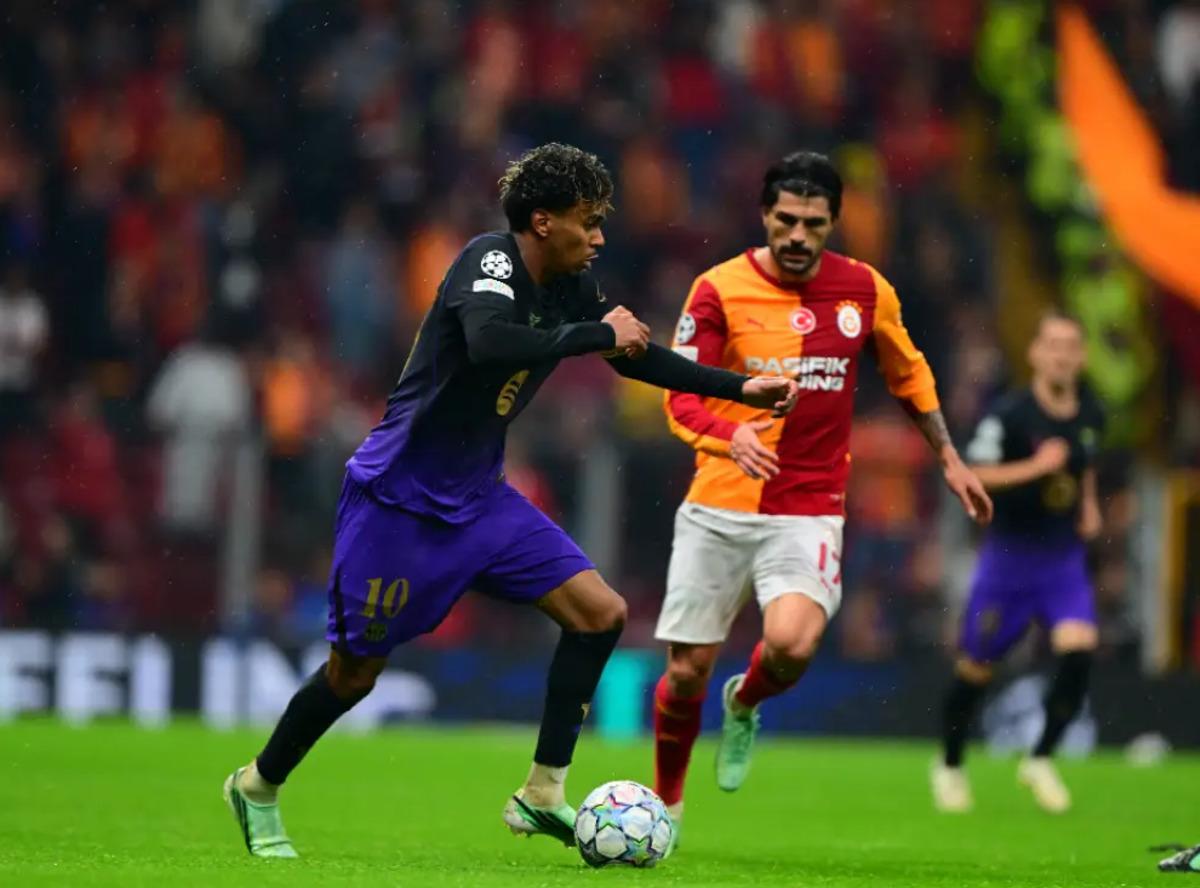 Galatasaray ın maçı neden kaybettiğini açıkladı! "Soyunma odasında gırtlağına yapışırdım" 2