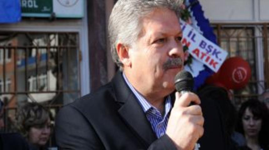 Vali Kahraman: En b&uuml;y&uuml;k engel bakış a&ccedil;ılarında