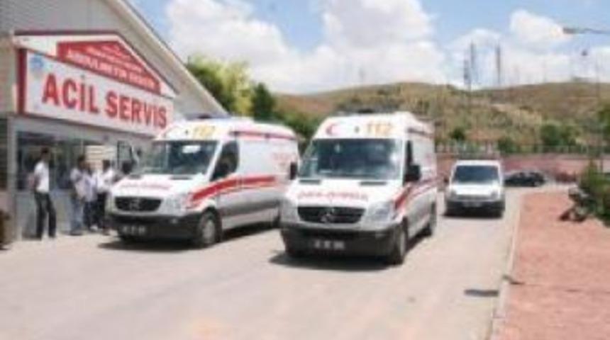 Eğlence mekanında olay: 1 &ouml;l&uuml;, 1 yaralı