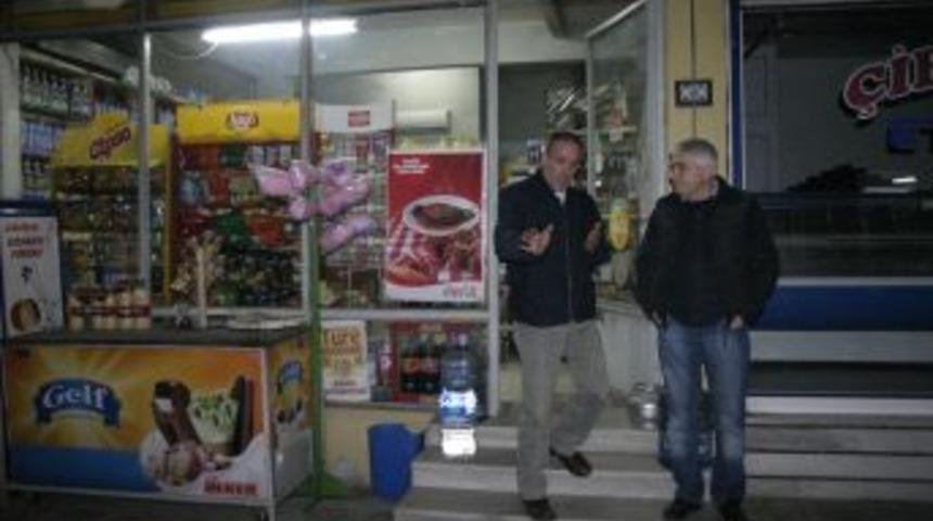 Adres sorarken kasayı boşalttılar