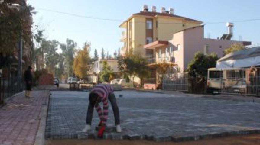 D&ouml;şemealtı'nda altyapı &ccedil;alışmaları s&uuml;r&uuml;yor