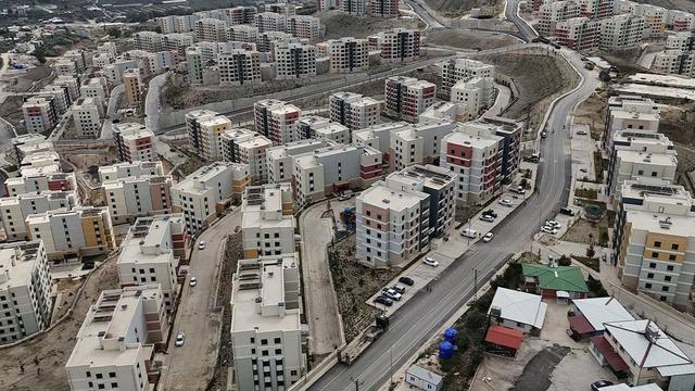 Hatay'da TOKİ konutlarının kiraları 10 bin TL'den başlıyor!