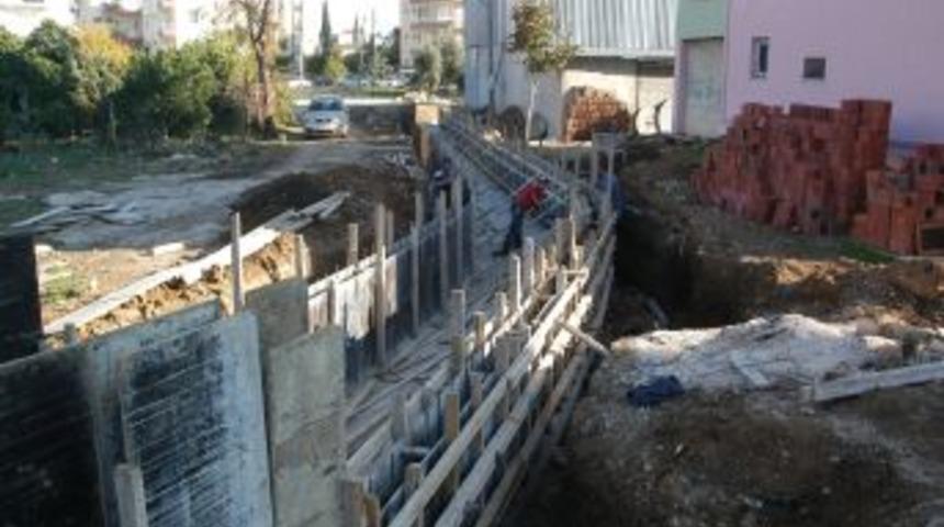 Serik'te sel felaketine karşı drenej kanalı çözümü