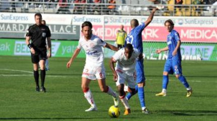 Medical Park Antalyaspor: 2 - Karab&uuml;kspor: 1
