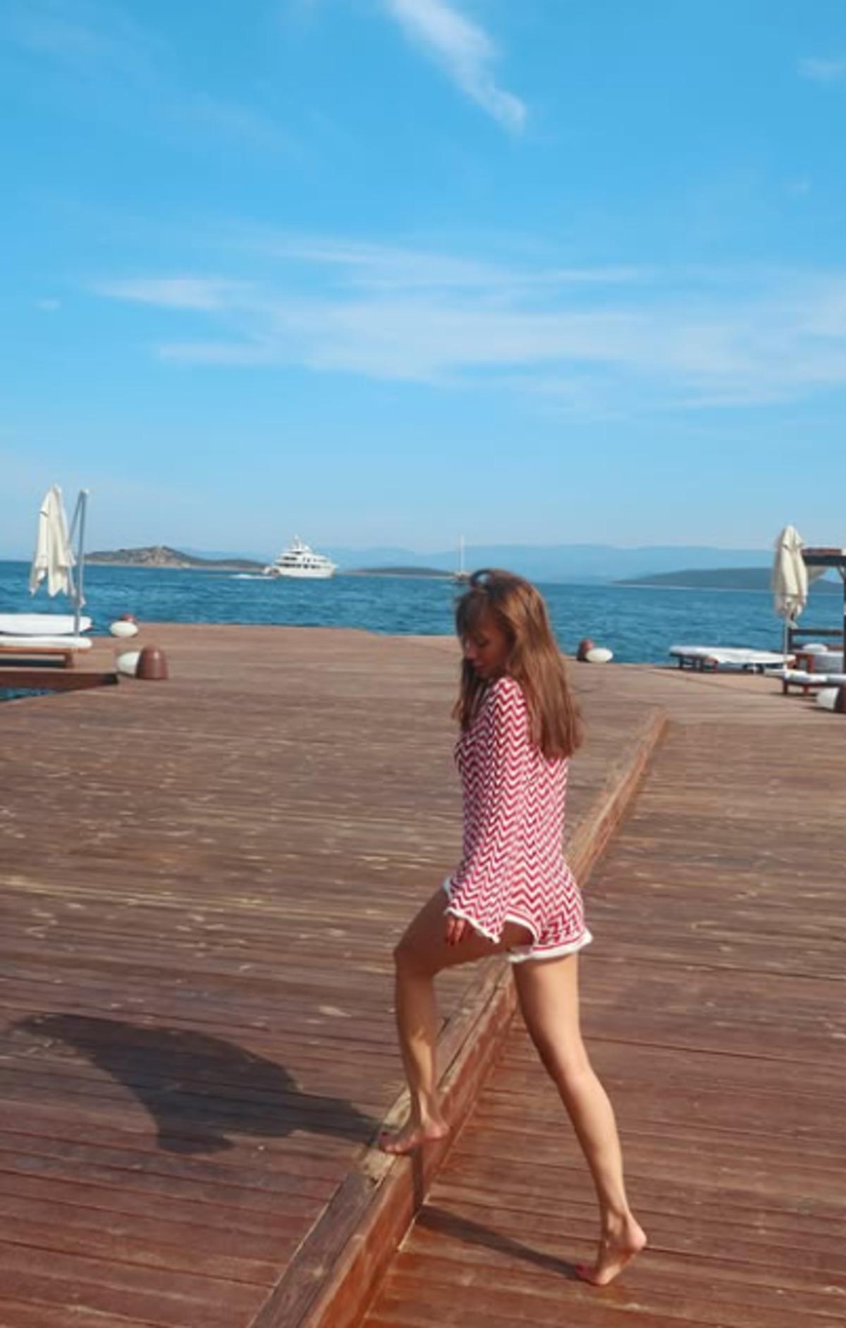 Bahar Şahin Bodrum dan paylaştı! "Tesettür" sorusu sinirlendirdi 2