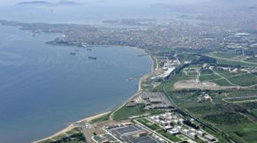 Gebze Atıksu Arıtma Tesisi bin 740 ton &ccedil;amurun K&ouml;rfez'e gitmesini engelledi