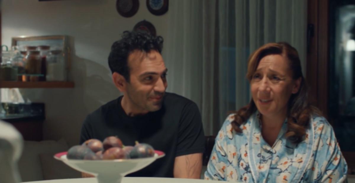 Galatasaray-Barcelona maçı reytingleri altüst etti! Tuzlu Kahve, Haysiyet ve Anne Yarısı kaçıncı oldu? 1