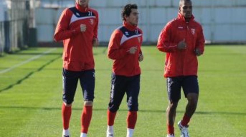 Samsunspor Gen&ccedil;lerbirliği'ne hazırlanıyor