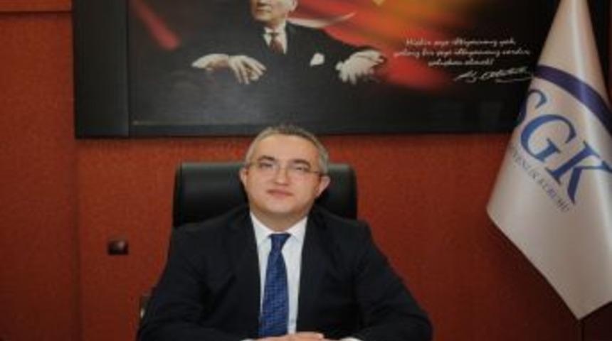 Havuzlu villalarda oturup, maaş i&ccedil;in anlaşmalı boşanıyorlar