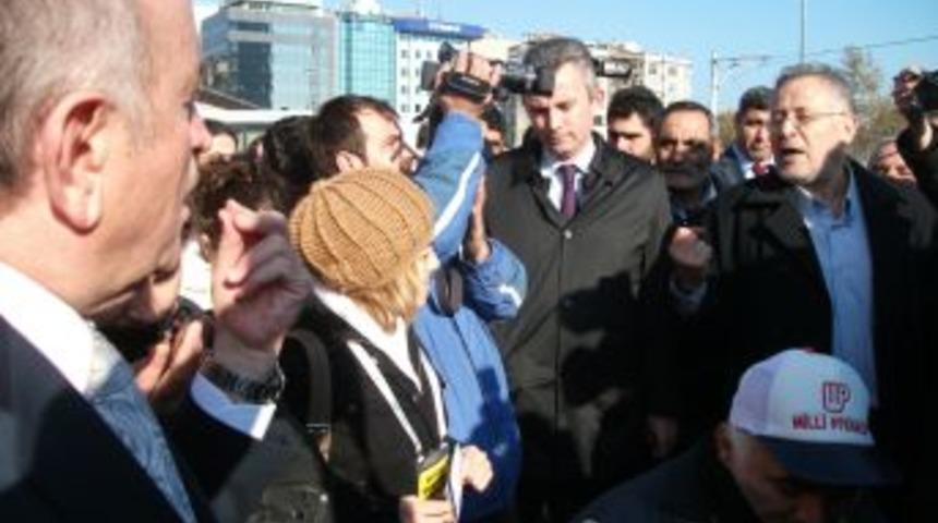 Topbaş ile vatandaş arasında 'biyolojik arıtma tesisi' tartışması