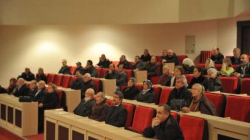 Vatandaşlar, gecekondu b&ouml;lgesine toplu konut yapılması i&ccedil;in belediyeye başvurdu