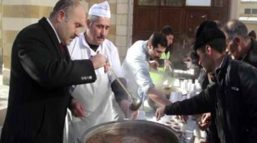 Başkan Polat: Alevi kardeşlerimizi Hazreti Ali gibi dini anlamaya davet ediyorum