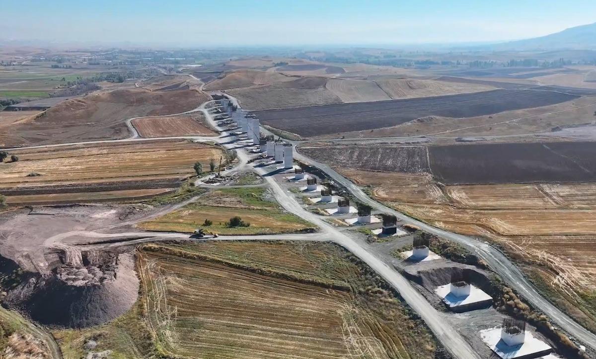 Hızlı tren geliyor: İki il arası 2,5 saate d&uuml;şecek 4