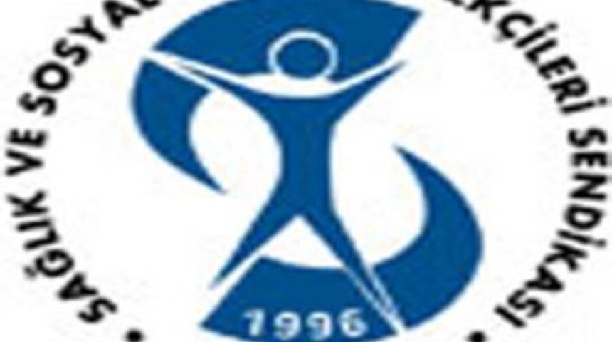 Emekli milletvekillerine maaş artışı protesto edildi